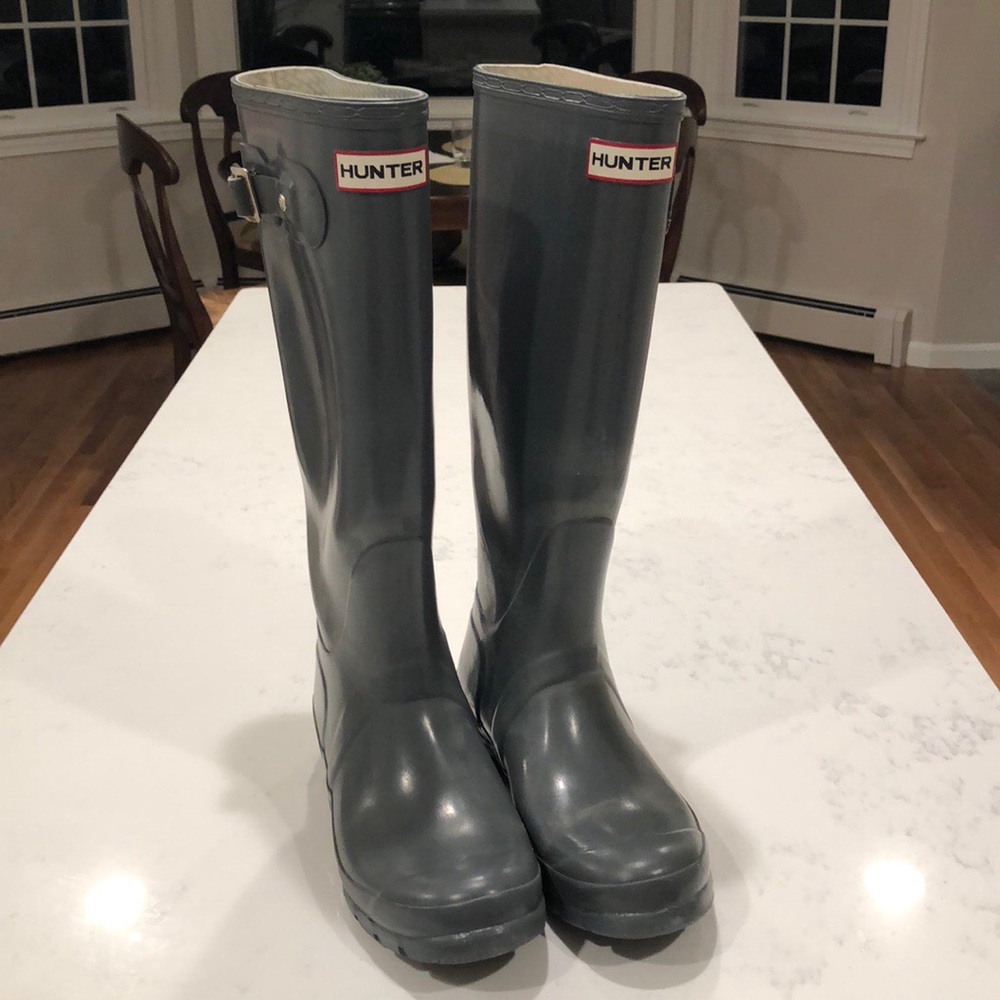 Grey Gloss Hunter Boots, size 7